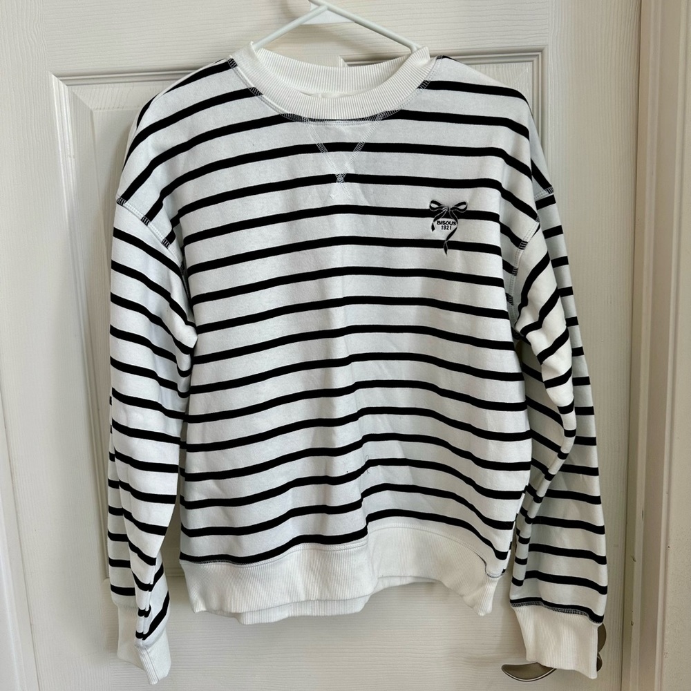 Women’s / girls sweater new